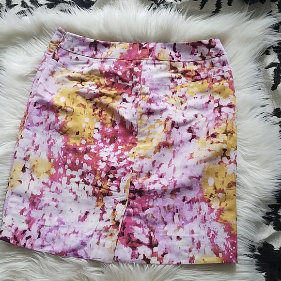 Loft Pencil Skirt 4P - Picture 4 of 7